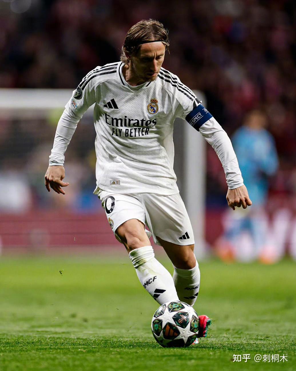 西甲：巴萨客场2-2战平塞维利亚