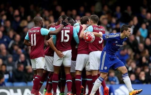 又要掉链子？阿森纳5轮被曼城追4分 重演昔日噩梦？