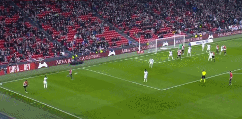 篮球湖人官宣老将复出，防守端迎来补强