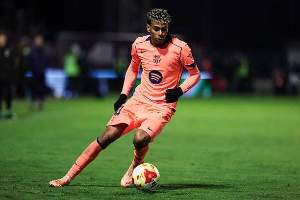 足球中超球队宣布签下五大联赛中场悍将